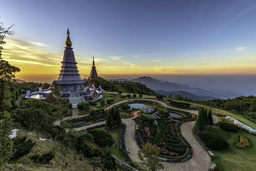 One day Trekking to Doi Inthanon National Park